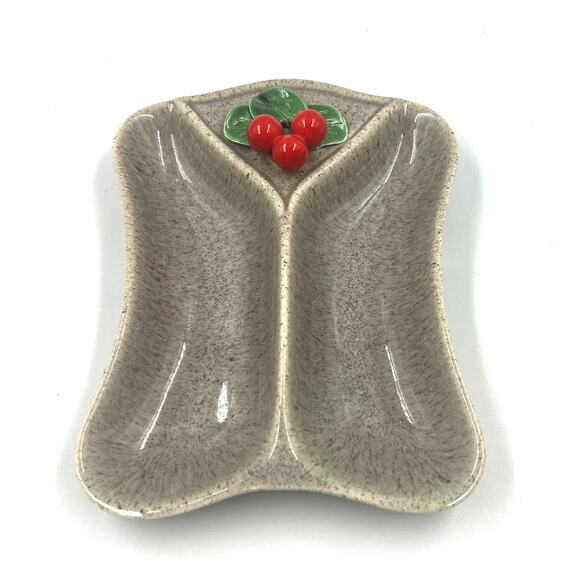Vintage Speckled Stoneware Pottery Divided Serving Dish Holly Berry MCM Holiday - Picture 1 of 7